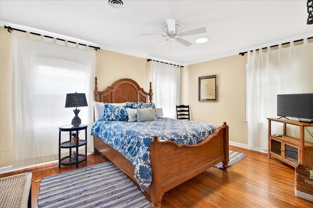 343 Oleander St, Port Aransas, TX 78373
