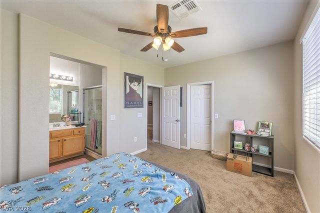 10200 Deerfield Beach Avenue 102, Las Vegas, NV 89129