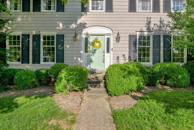 3004 Island Drive, Lexington, KY 40502
