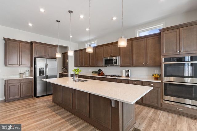 1001 ASPEN RD, Stafford, VA 22554