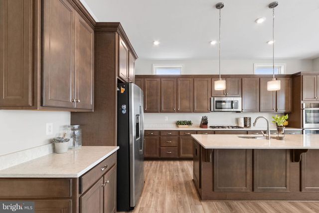 1001 ASPEN RD, Stafford, VA 22554