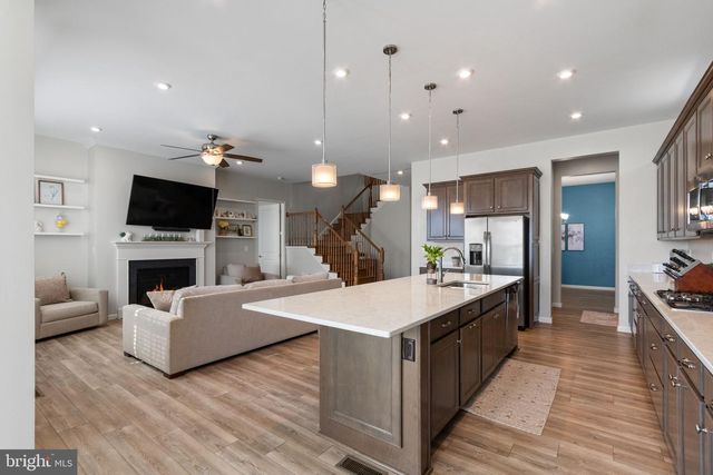 1001 ASPEN RD, Stafford, VA 22554