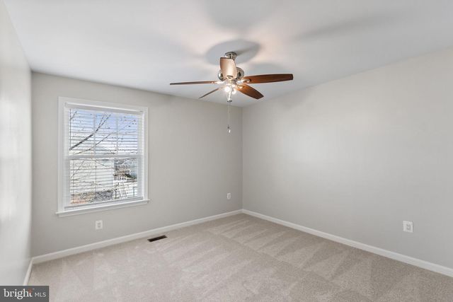 1001 ASPEN RD, Stafford, VA 22554