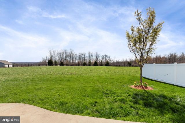 1001 ASPEN RD, Stafford, VA 22554