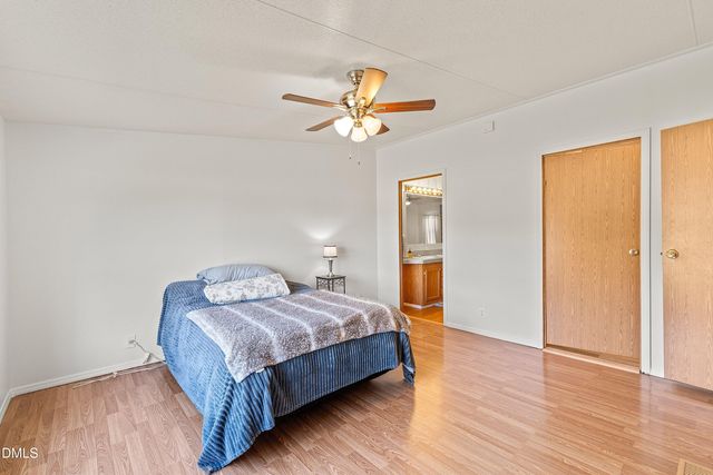 3040 Medlin Road, Clayton, NC 27527