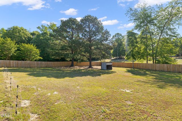 3040 Medlin Road, Clayton, NC 27527