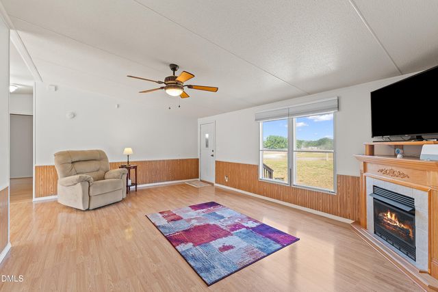 3040 Medlin Road, Clayton, NC 27527