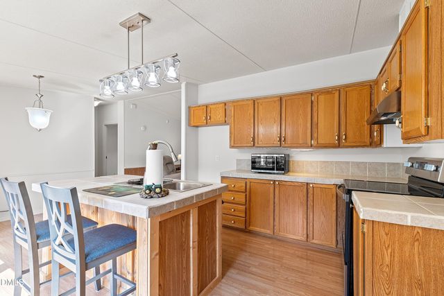 3040 Medlin Road, Clayton, NC 27527
