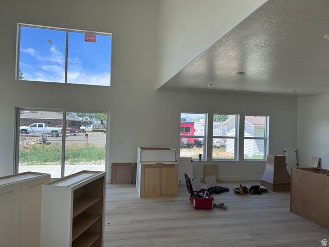 3032 W SOLACE ST, Syracuse, UT 84075