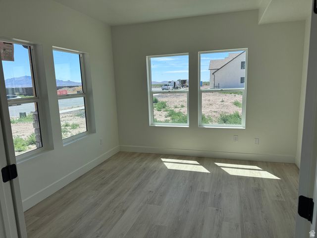 3032 W SOLACE ST, Syracuse, UT 84075