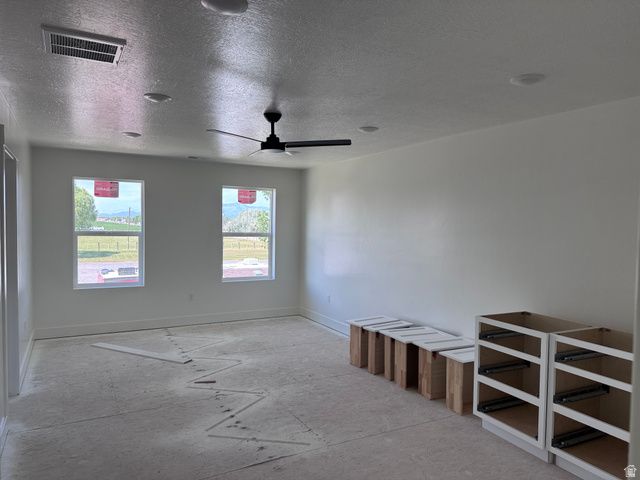 3032 W SOLACE ST, Syracuse, UT 84075