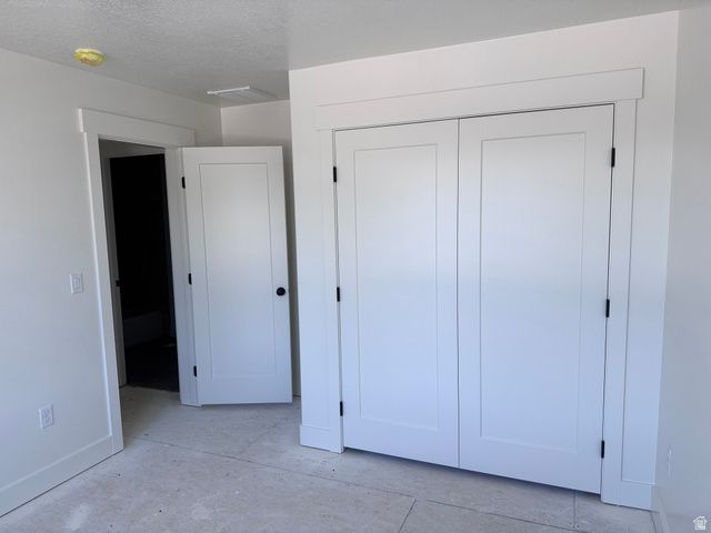 3032 W SOLACE ST, Syracuse, UT 84075