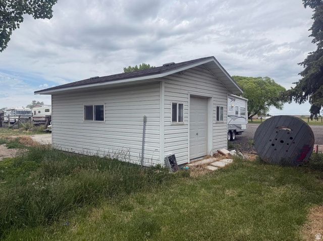 3032 W SOLACE ST, Syracuse, UT 84075