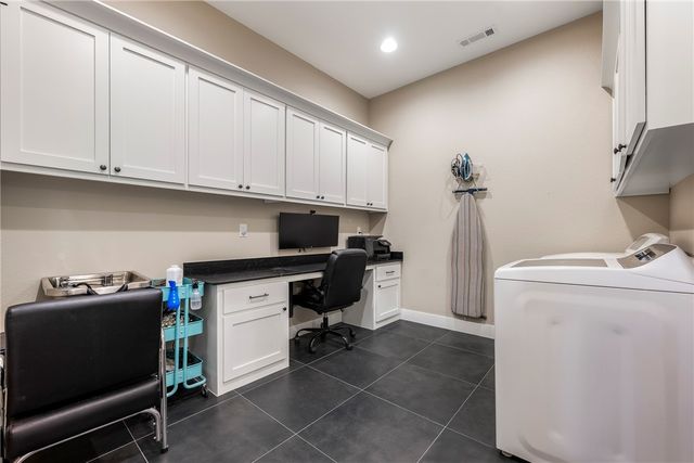 18246 Luedecke Road, Gentry, AR 72734