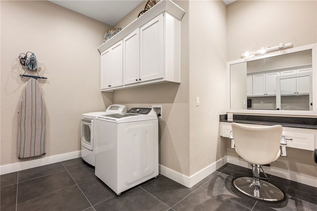 18246 Luedecke Road, Gentry, AR 72734