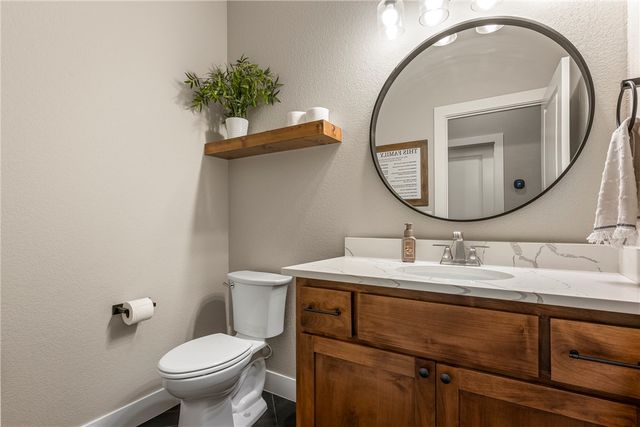 18246 Luedecke Road, Gentry, AR 72734