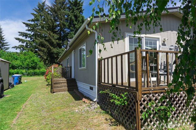 772 Lincoln Avenue E, Tenino, WA 98589