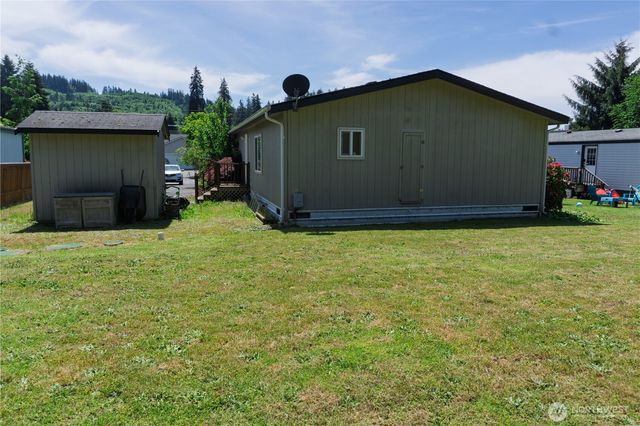 772 Lincoln Avenue E, Tenino, WA 98589