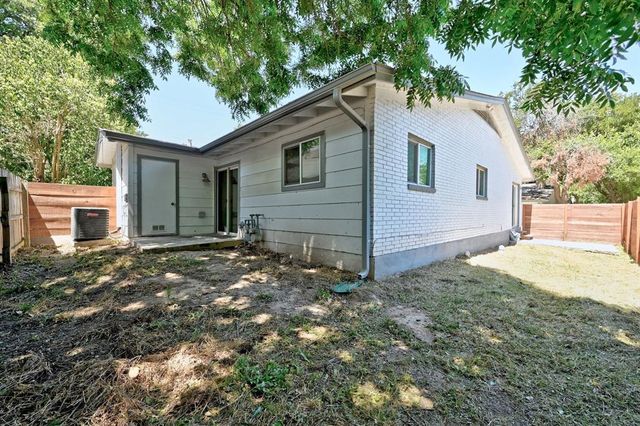 2403 La Casa DR, Austin, TX 78704