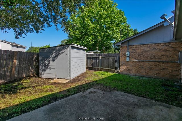 601 San Saba Court, College Station, TX 77845