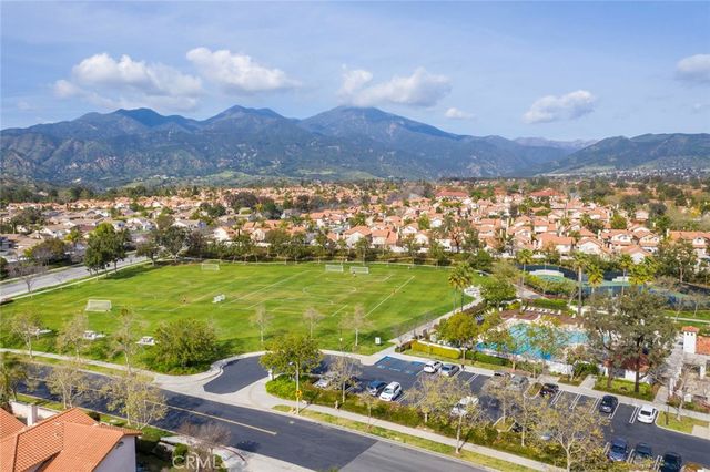 7 Santolina, Rancho Santa Margarita, CA 92688
