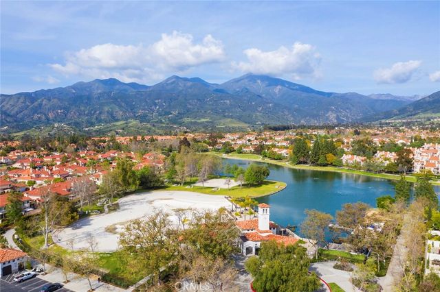 7 Santolina, Rancho Santa Margarita, CA 92688