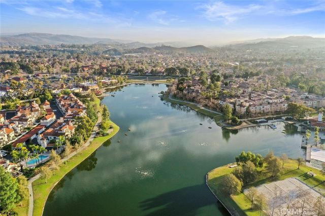 7 Santolina, Rancho Santa Margarita, CA 92688