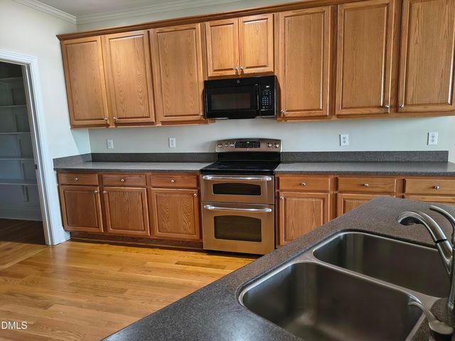 1007 Swift Creek Drive, Clayton, NC 27520