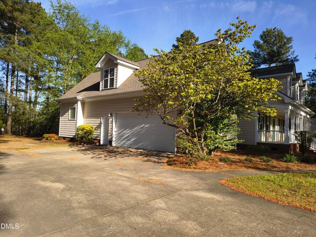 1007 Swift Creek Drive, Clayton, NC 27520