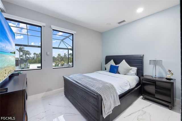4231 NW 12th LN, Cape Coral, FL 33993