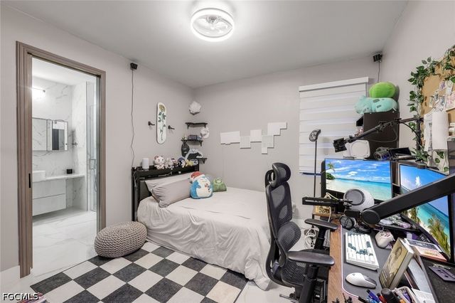 4231 NW 12th LN, Cape Coral, FL 33993