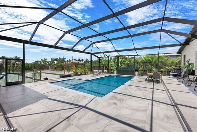 4231 NW 12th LN, Cape Coral, FL 33993