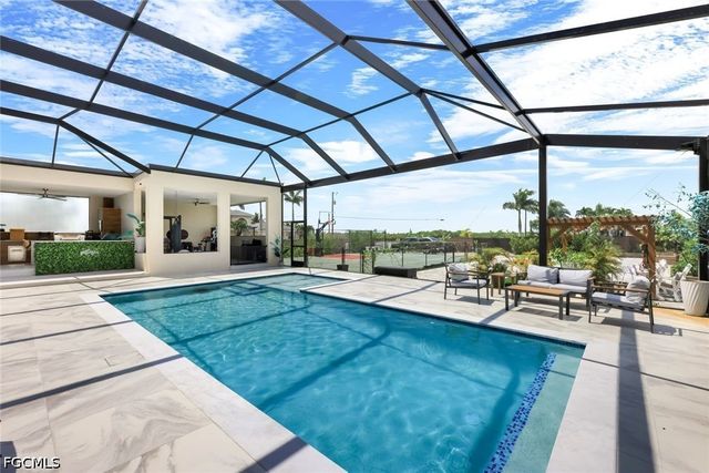 4231 NW 12th LN, Cape Coral, FL 33993