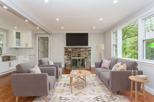 158 Marietta Avenue, Hawthorne, NY 10532