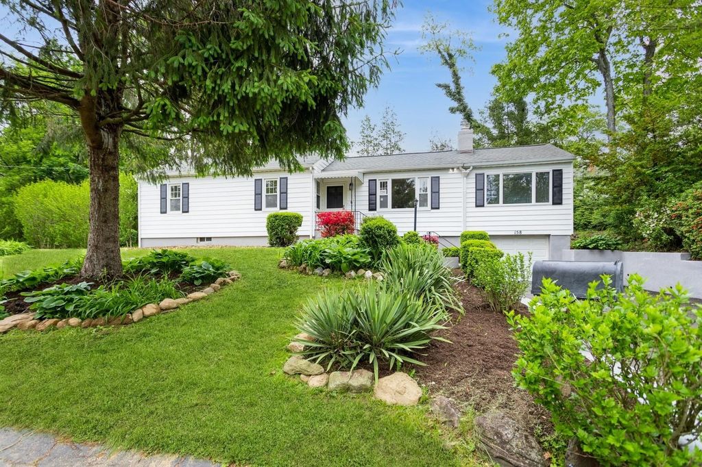 158 Marietta Avenue, Hawthorne, NY 10532