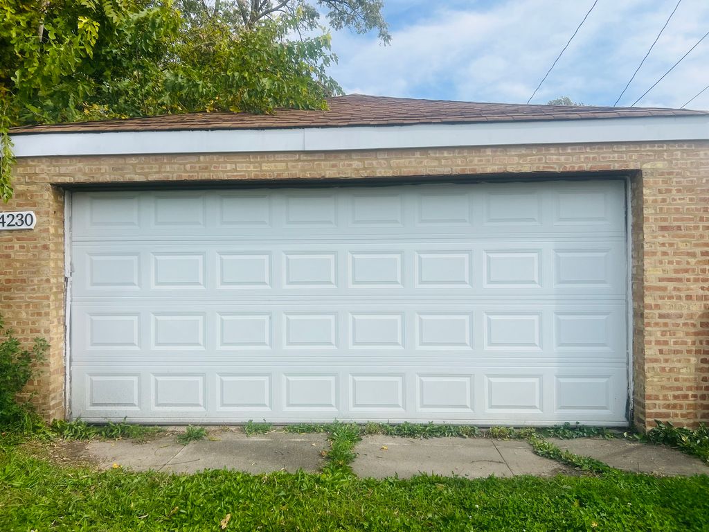 14230 S Wallace Avenue, Riverdale, IL 60827 — photo 3
