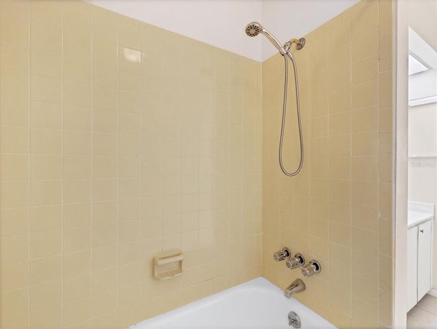 6228 7TH AVENUE W, Bradenton, FL 34209