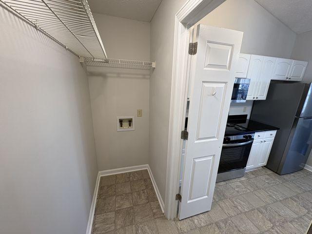 2002 Dogwood Ln, Greenbrier, TN 37073