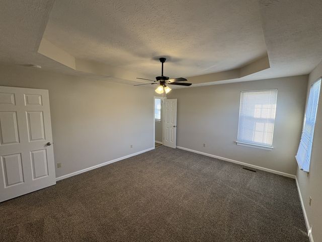 2002 Dogwood Ln, Greenbrier, TN 37073