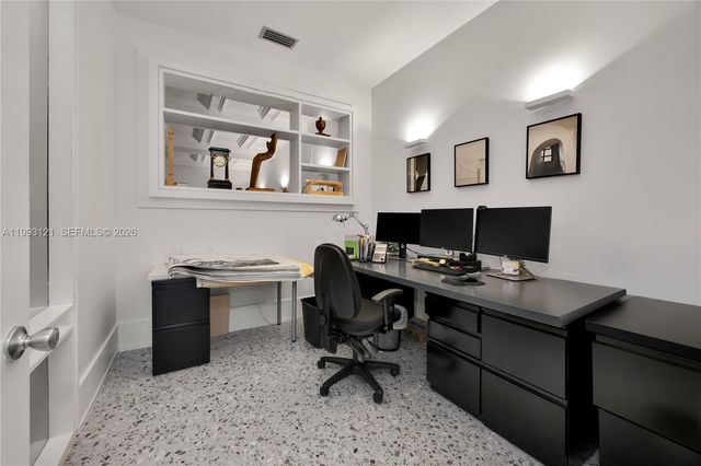 337 Palermo Ave, Coral Gables, FL 33134