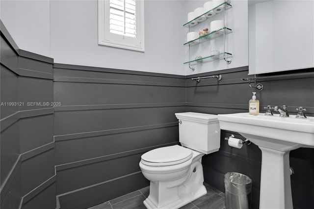 337 Palermo Ave, Coral Gables, FL 33134