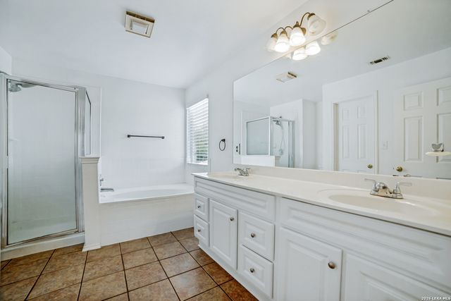 9511 Kirk Pond, San Antonio, TX 78240