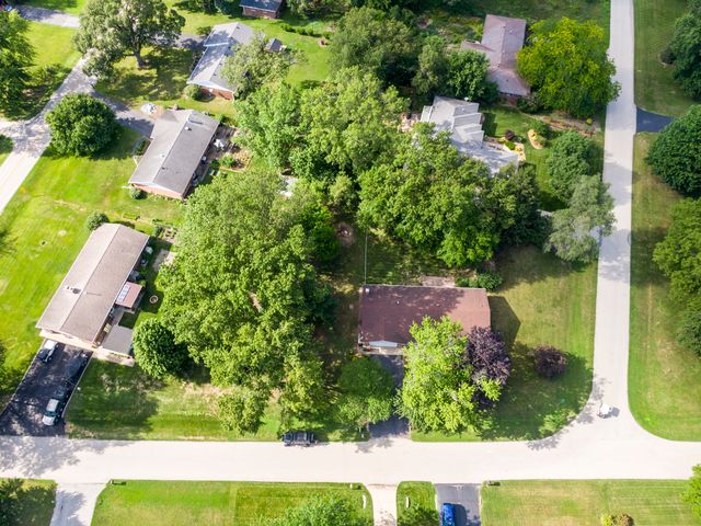 2621 E Heritage Drive, Kankakee, IL 60901