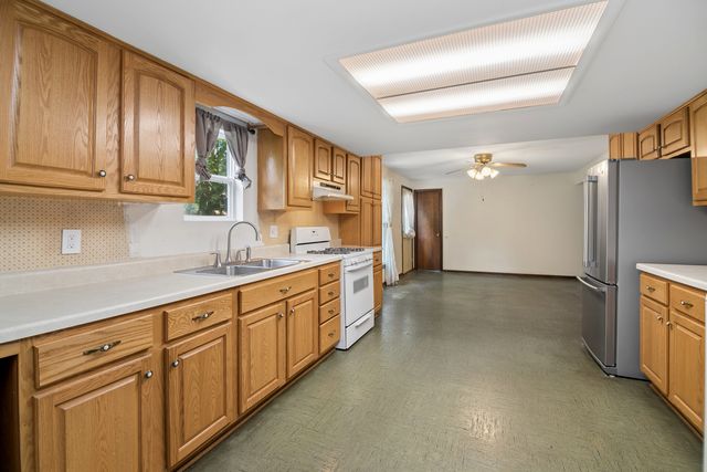 2621 E Heritage Drive, Kankakee, IL 60901