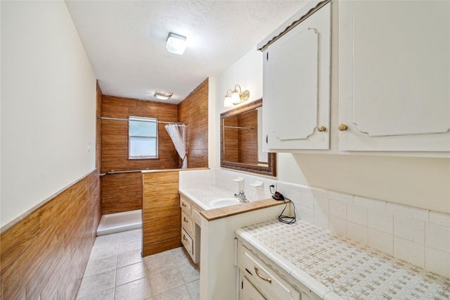 15502 Atwood Lane, Crosby, TX 77532