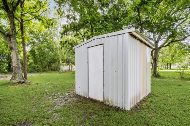 15502 Atwood Lane, Crosby, TX 77532