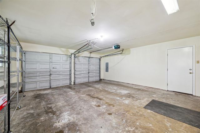 15502 Atwood Lane, Crosby, TX 77532