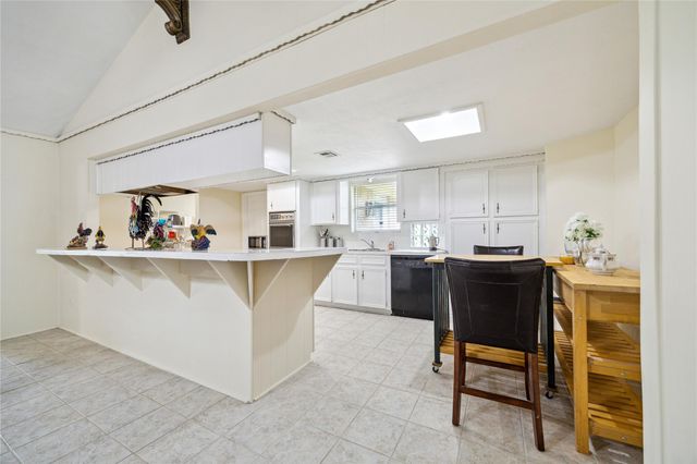 15502 Atwood Lane, Crosby, TX 77532