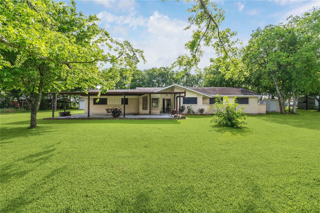 15502 Atwood Lane, Crosby, TX 77532