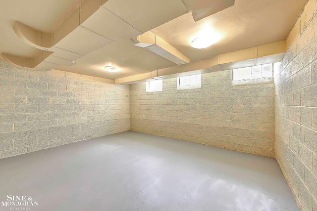 814 Harcourt Road, Grosse Pointe Park, MI 48230